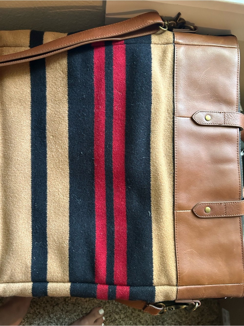 Pendleton Leather & Wool Laptop / Messenger Tote - Picture 3 of 10